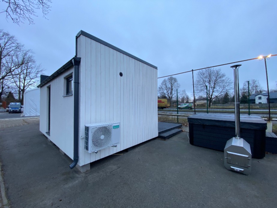 Tiny house! Prefab home!