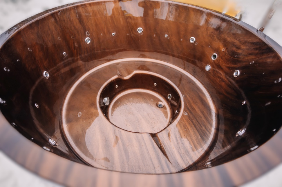 Acrylic shell hot tub 2.25m - DUBAI