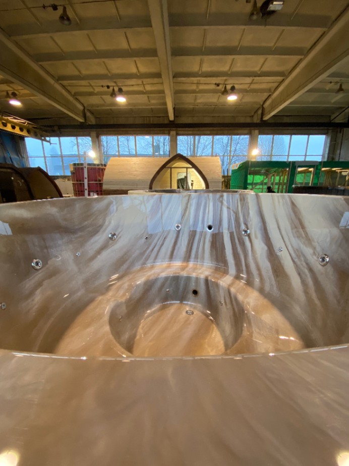 Acrylic hot tub classic OUT with heat pump