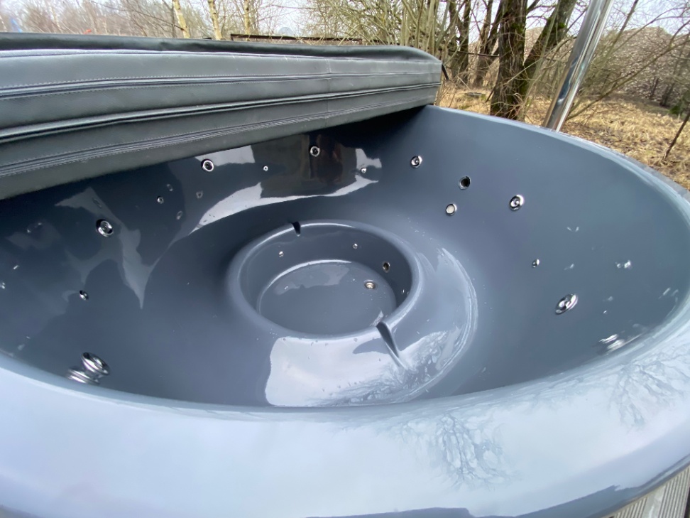 Fiberglass hot tub with heat pump 11kw