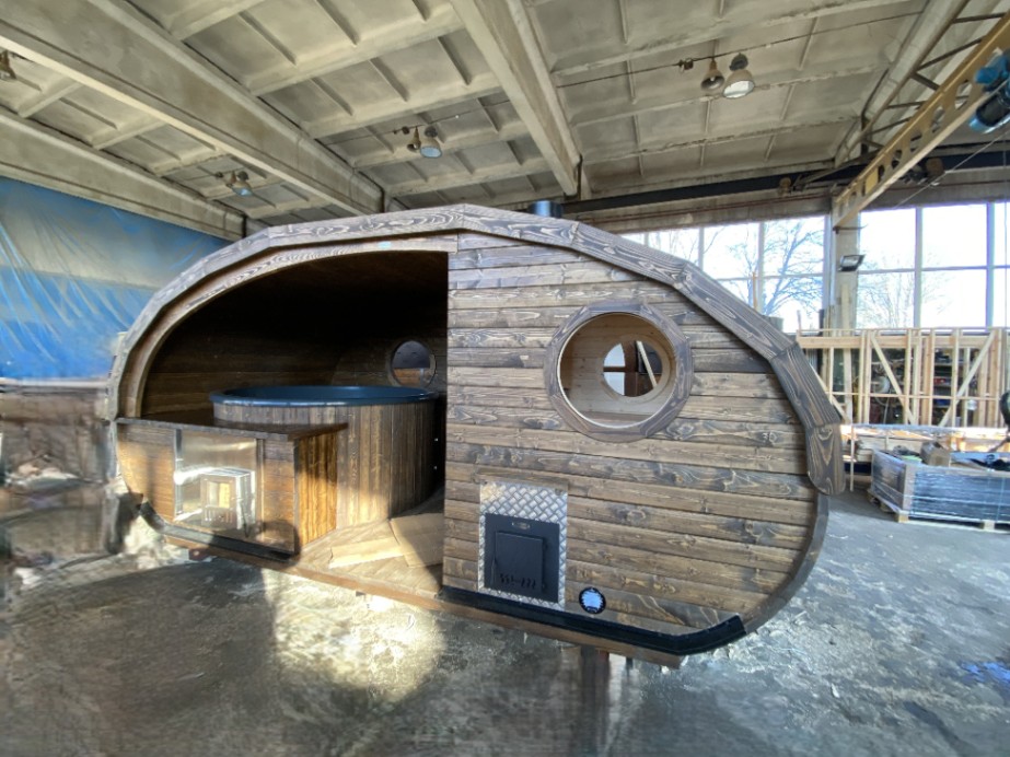Sauna with hot tub - Hobbit house