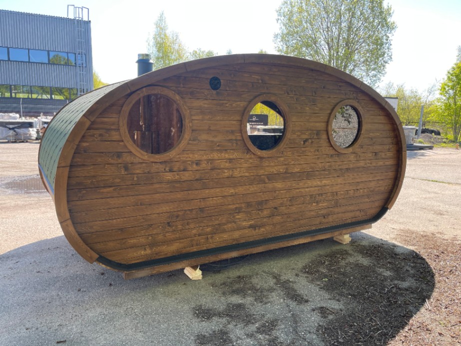 Sauna with hot tub - Hobbit house