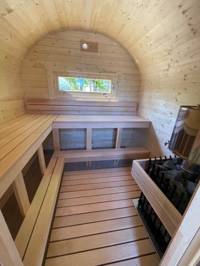 Barrel sauna
