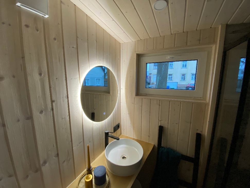 Vissezonas siltināta moduļu māja