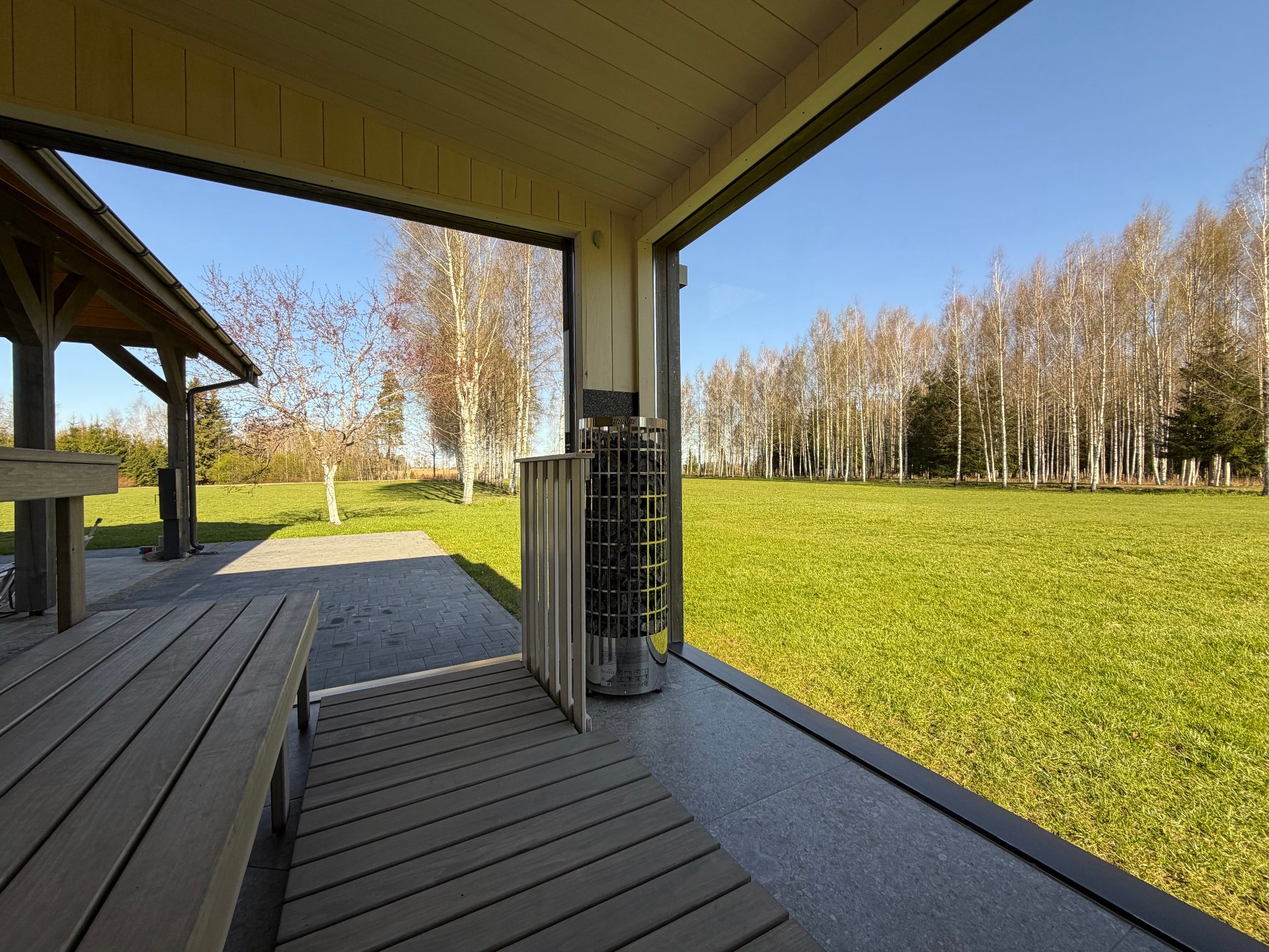 Siltināta Pirts Māja ar slēgtu terases zonu 8.4mx3m